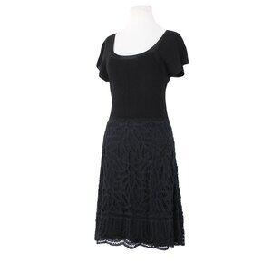 V Christina Sz M Black Lined Lace Bottom Cotton Viscose Spandex Fit Flare Dress